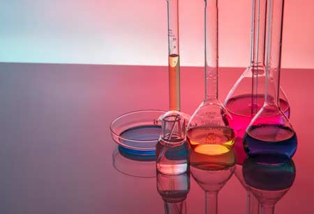 Revolutionizing the Chemical Sector: The Role of Digital Advancements